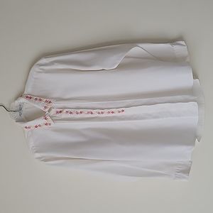 Tabi International Vintage Women's Cream Embroidered Blouse- Size 16